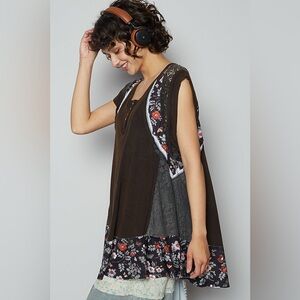 #171 CLOSEOUT FIRM 🌸New! Pol lace Sleeveless Floral Lace Tunic Top